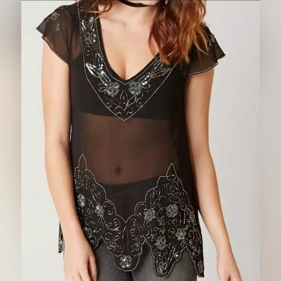 Buckle BKE Boutique Black Mesh Beaded Sequined V-neck Sheer Blouse - Picture 1 of 8